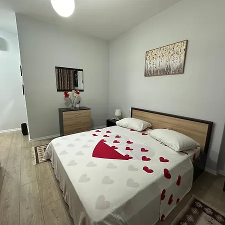 Regency Univers Near Mother Teresa Airport & 10 Min From Centre *