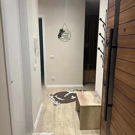 Regency Univers Near Mother Teresa Airport & 10 Min From Centre * تيرانا