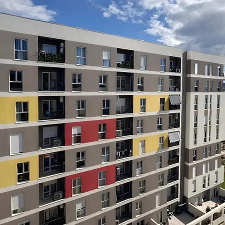 Regency Univers Near Mother Teresa Airport & 10 Min From Centre Lejlighed Tirana