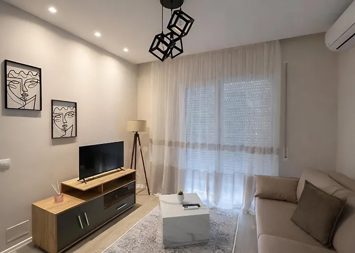 Appartement Regency Univers Near Mother Teresa Airport & 10 Min From Centre *